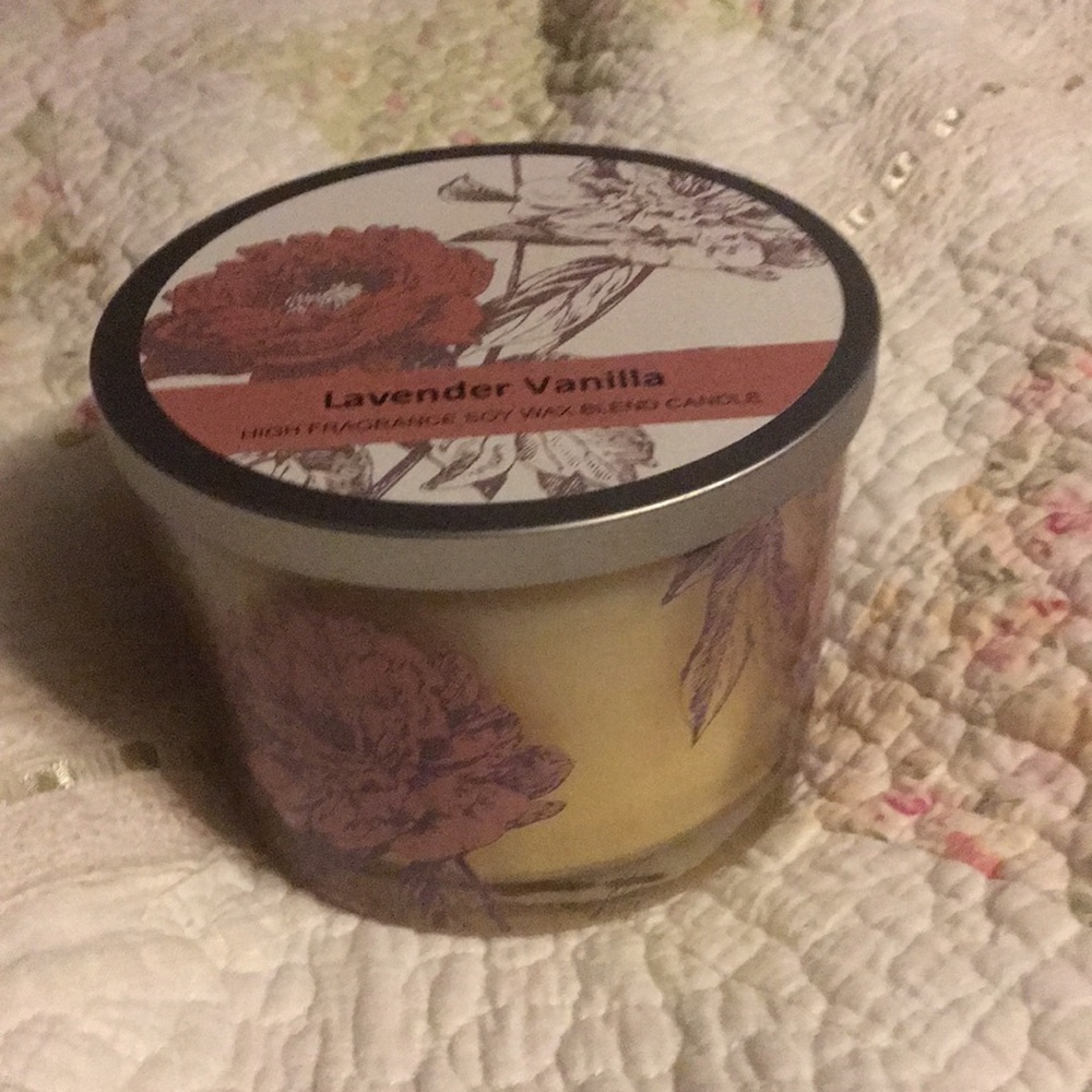Lavender Vanilla Candle 🕯